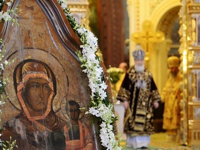 Главную святыню Смоленска доставят в Москву для Общемосковского крестного хода